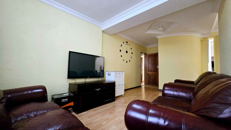 4 Bedroom Property for Sale in Doringkloof Gauteng