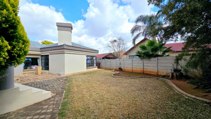 4 Bedroom Property for Sale in Doringkloof Gauteng