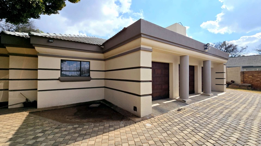 4 Bedroom Property for Sale in Doringkloof Gauteng