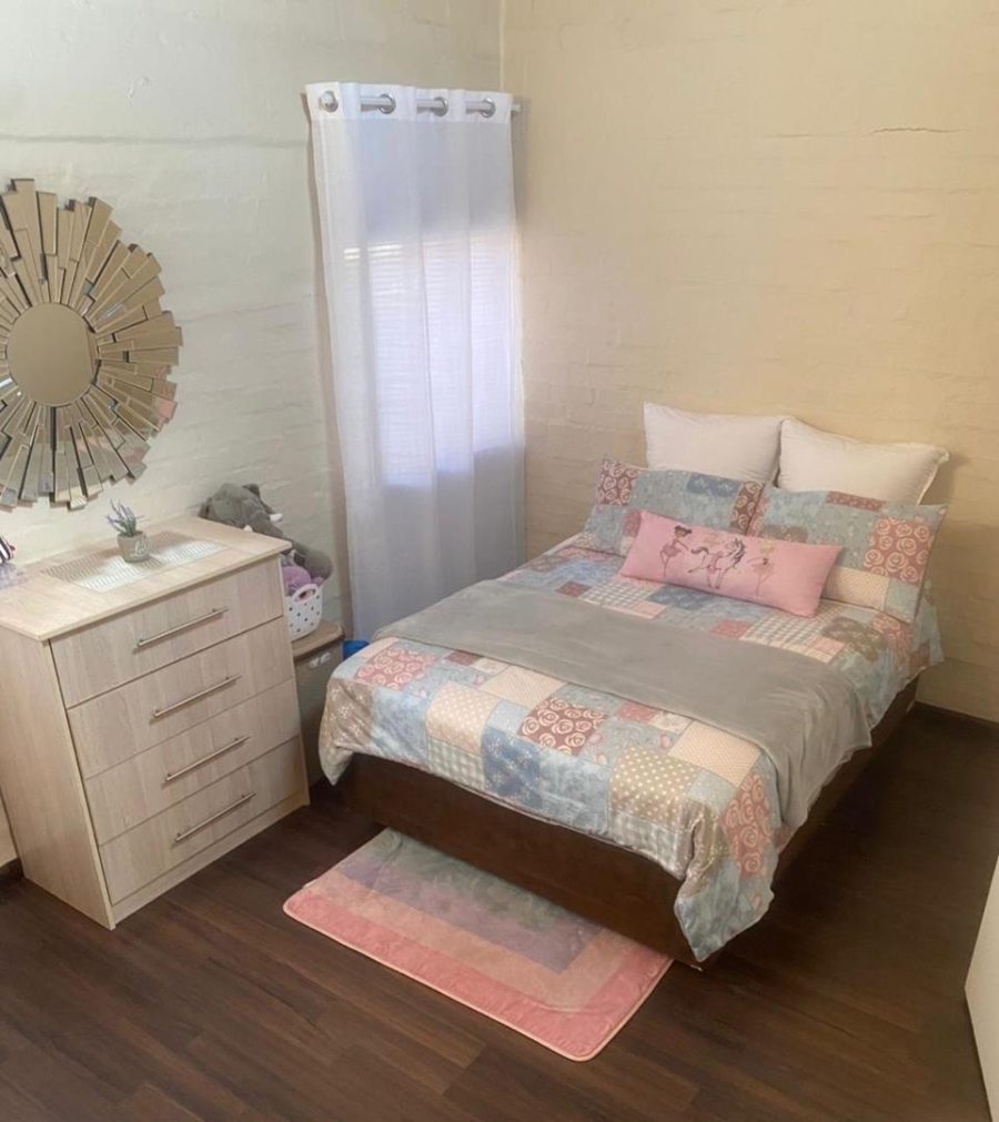 2 Bedroom Property for Sale in Lyttelton Gauteng