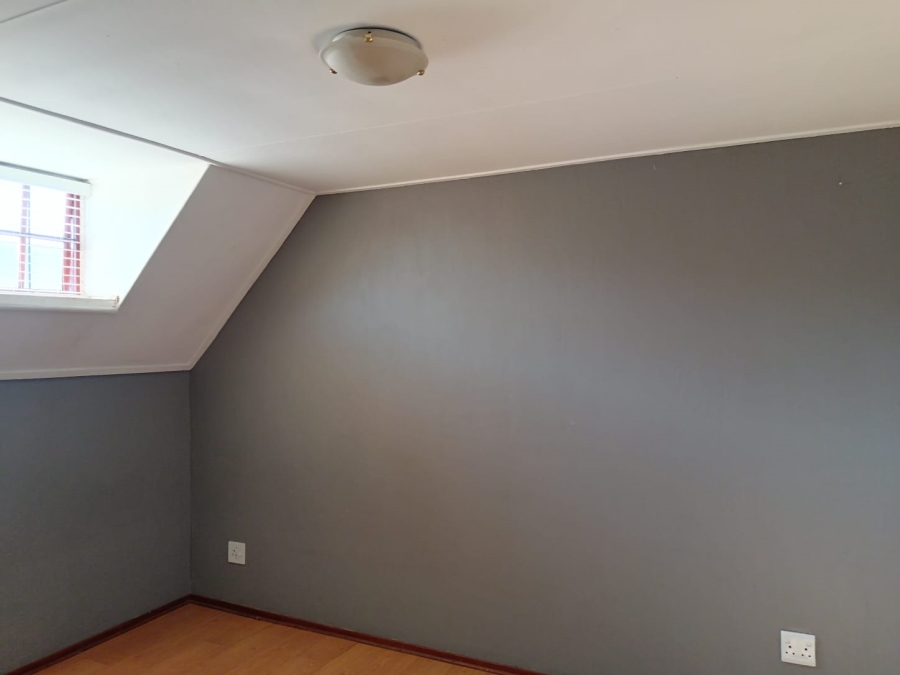 3 Bedroom Property for Sale in Equestria Gauteng