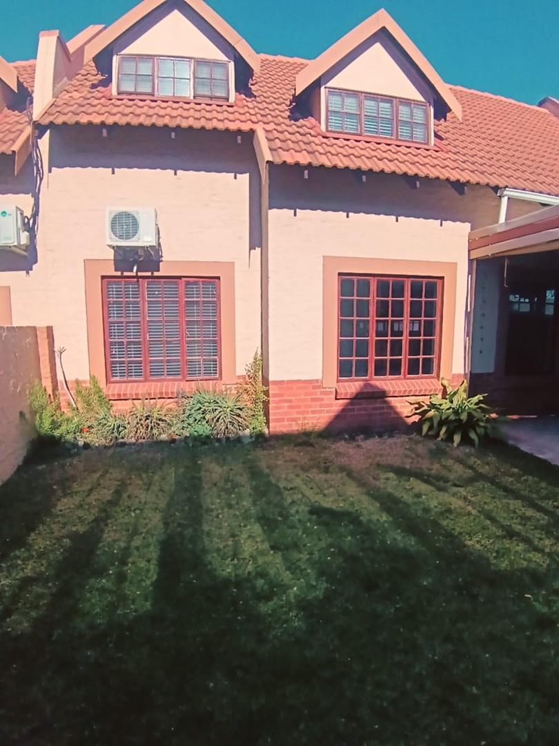 3 Bedroom Property for Sale in Equestria Gauteng