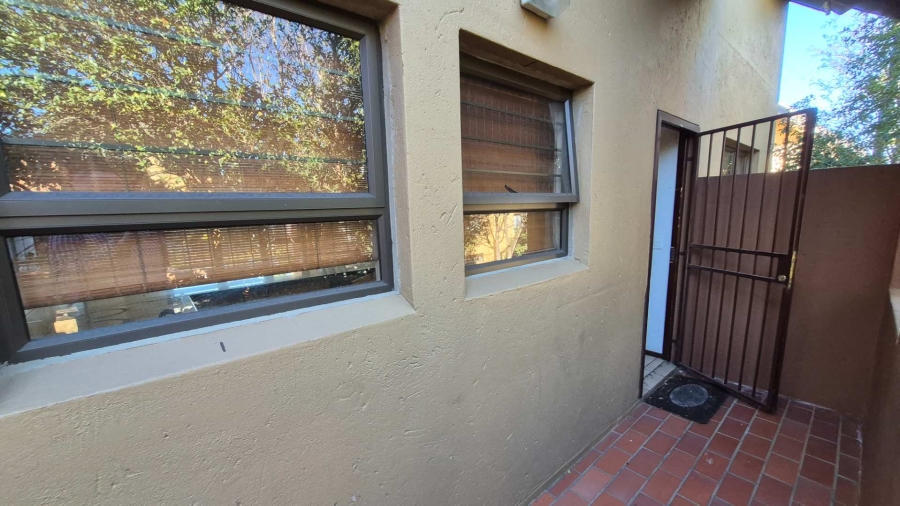 4 Bedroom Property for Sale in Pineslopes Gauteng