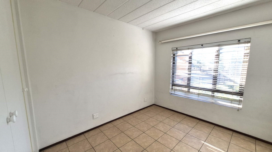 4 Bedroom Property for Sale in Pineslopes Gauteng