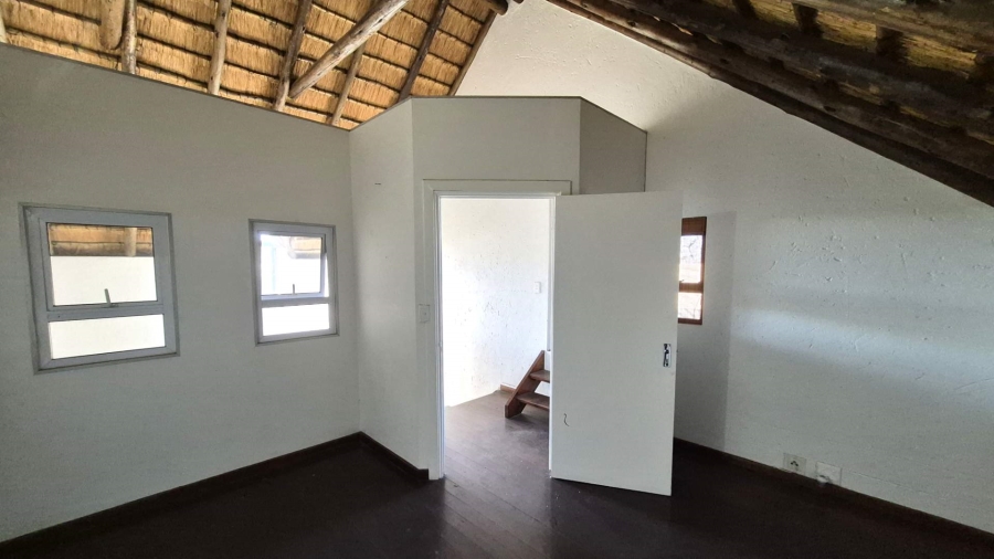 4 Bedroom Property for Sale in Pineslopes Gauteng