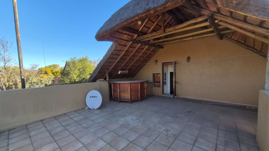 4 Bedroom Property for Sale in Pineslopes Gauteng