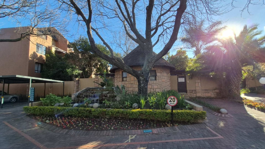 4 Bedroom Property for Sale in Pineslopes Gauteng