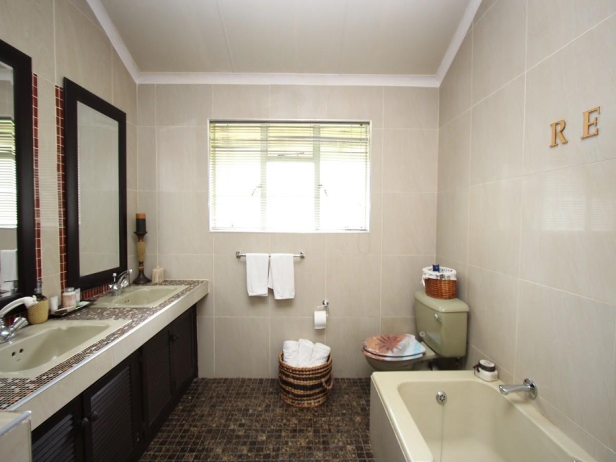 9 Bedroom Property for Sale in Morning Hill Gauteng