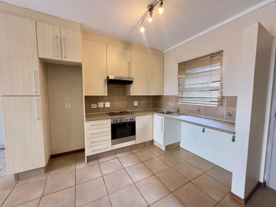To Let 1 Bedroom Property for Rent in Broadacres Gauteng