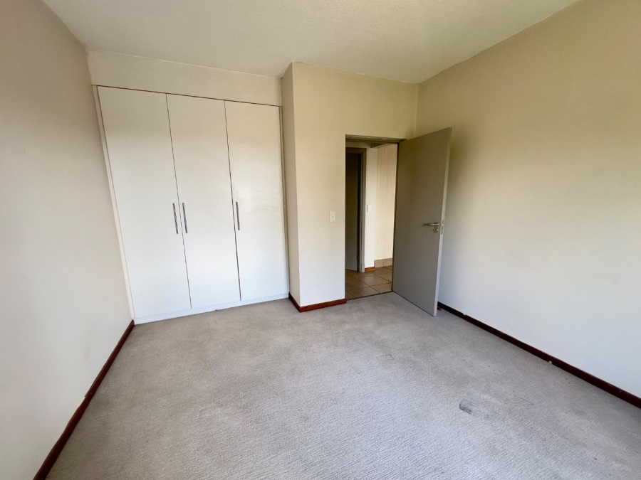 To Let 1 Bedroom Property for Rent in Broadacres Gauteng