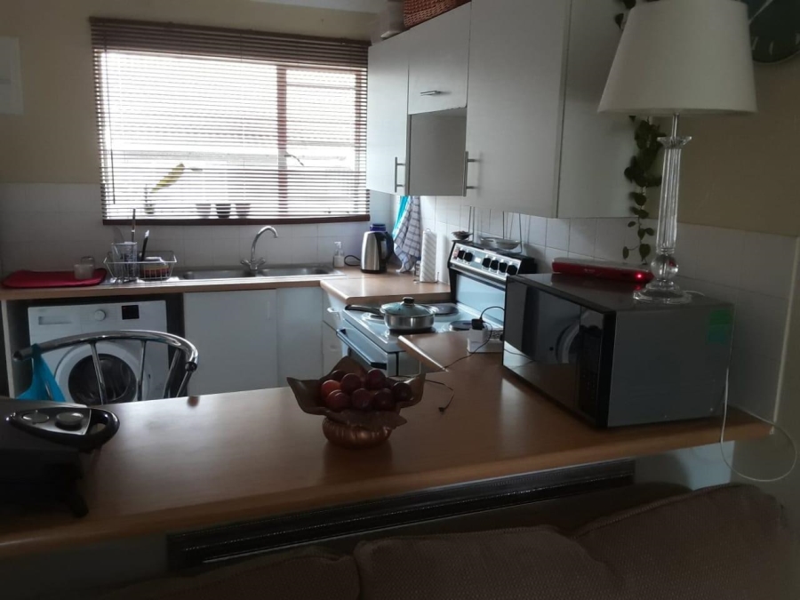 To Let 2 Bedroom Property for Rent in Northwold Gauteng