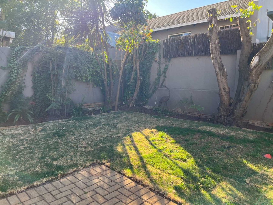 To Let 2 Bedroom Property for Rent in Northwold Gauteng