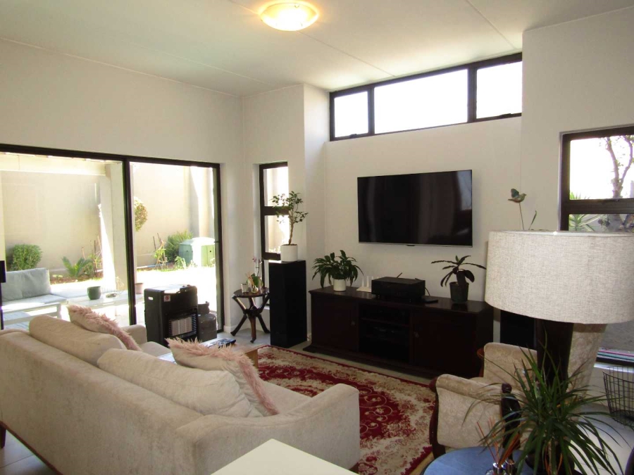 3 Bedroom Property for Sale in Ferndale Gauteng