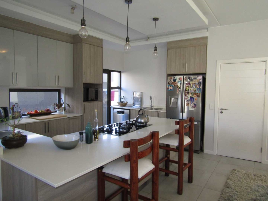 3 Bedroom Property for Sale in Ferndale Gauteng