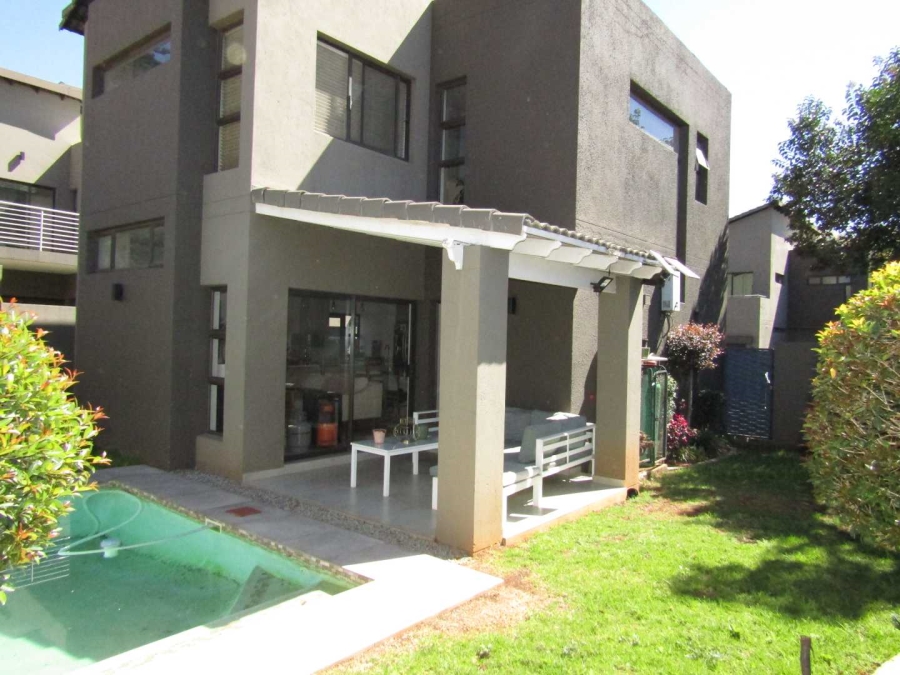 3 Bedroom Property for Sale in Ferndale Gauteng
