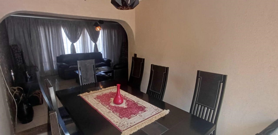 3 Bedroom Property for Sale in Lindhaven Gauteng