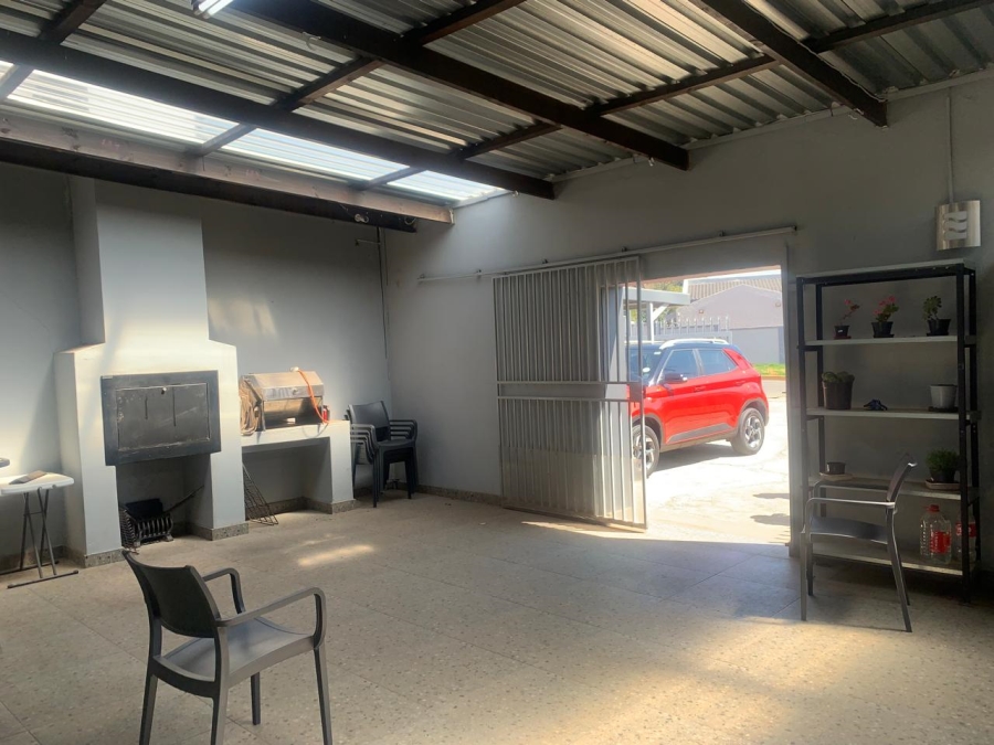 4 Bedroom Property for Sale in Bonaero Park Gauteng