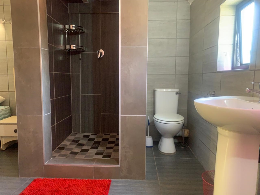 4 Bedroom Property for Sale in Bonaero Park Gauteng