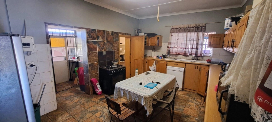 3 Bedroom Property for Sale in Mountain View Gauteng