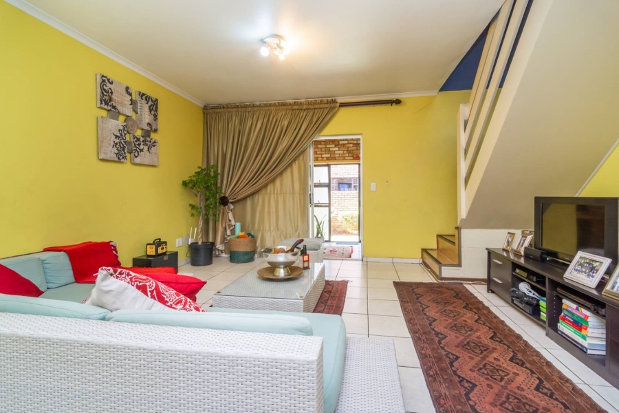 3 Bedroom Property for Sale in Willowbrook Gauteng