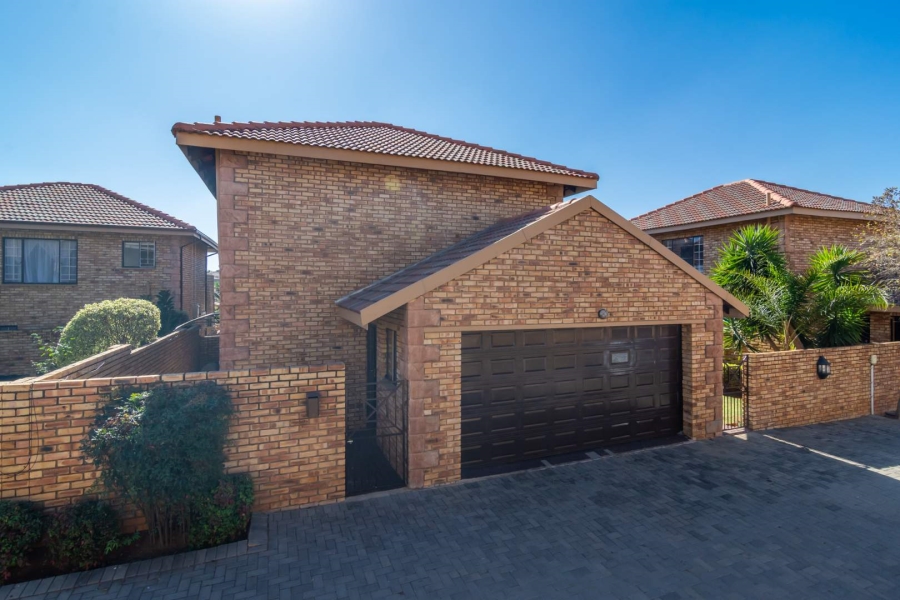 3 Bedroom Property for Sale in Willowbrook Gauteng