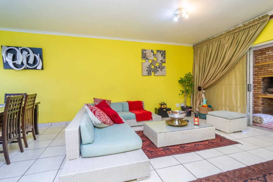 3 Bedroom Property for Sale in Willowbrook Gauteng