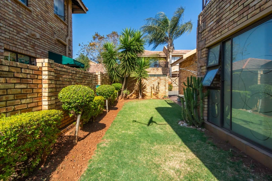 3 Bedroom Property for Sale in Willowbrook Gauteng