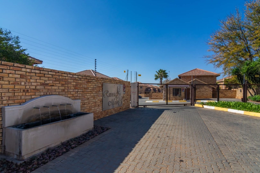 3 Bedroom Property for Sale in Willowbrook Gauteng