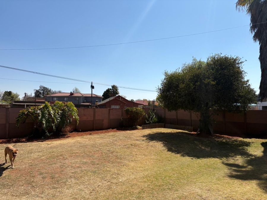 5 Bedroom Property for Sale in Witpoortjie Gauteng