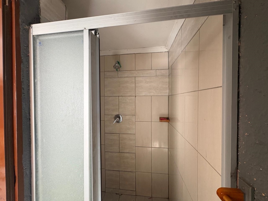 5 Bedroom Property for Sale in Witpoortjie Gauteng