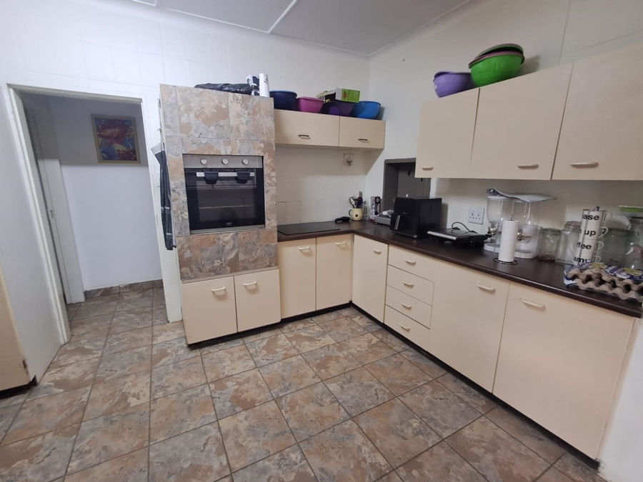 To Let 4 Bedroom Property for Rent in Brackenhurst Gauteng
