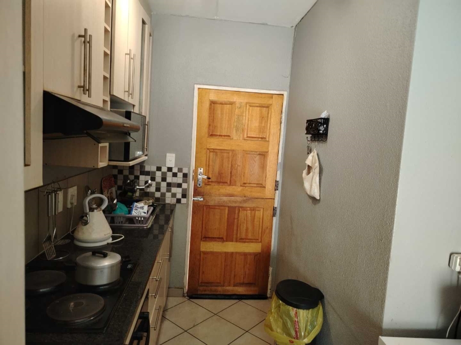 2 Bedroom Property for Sale in Lotus Gardens Gauteng