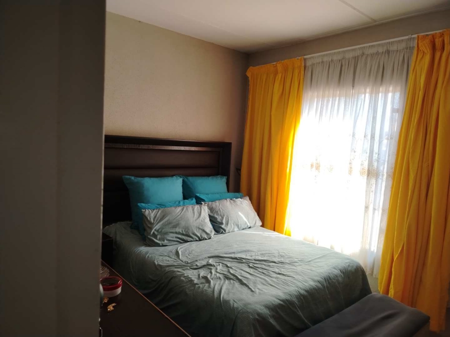 2 Bedroom Property for Sale in Lotus Gardens Gauteng