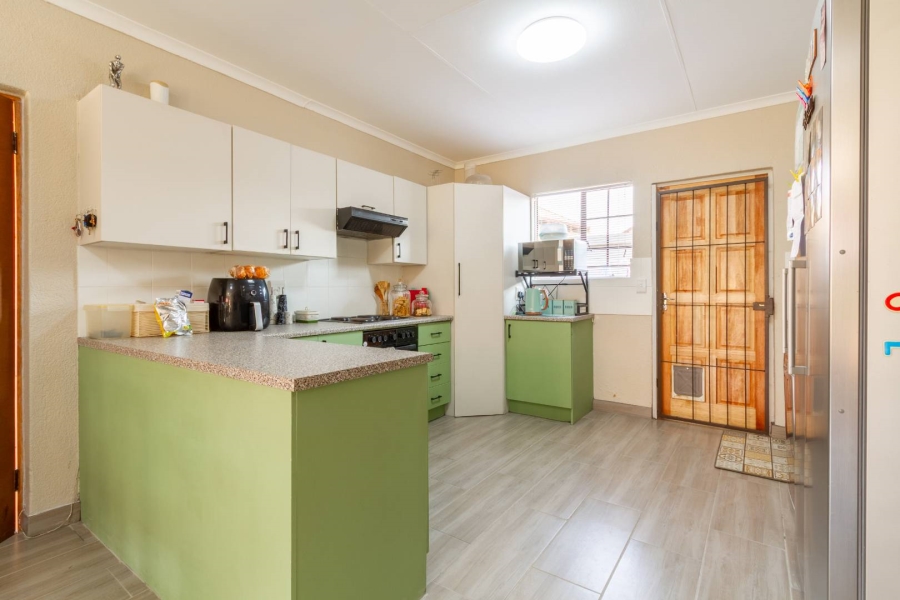 3 Bedroom Property for Sale in Equestria Gauteng