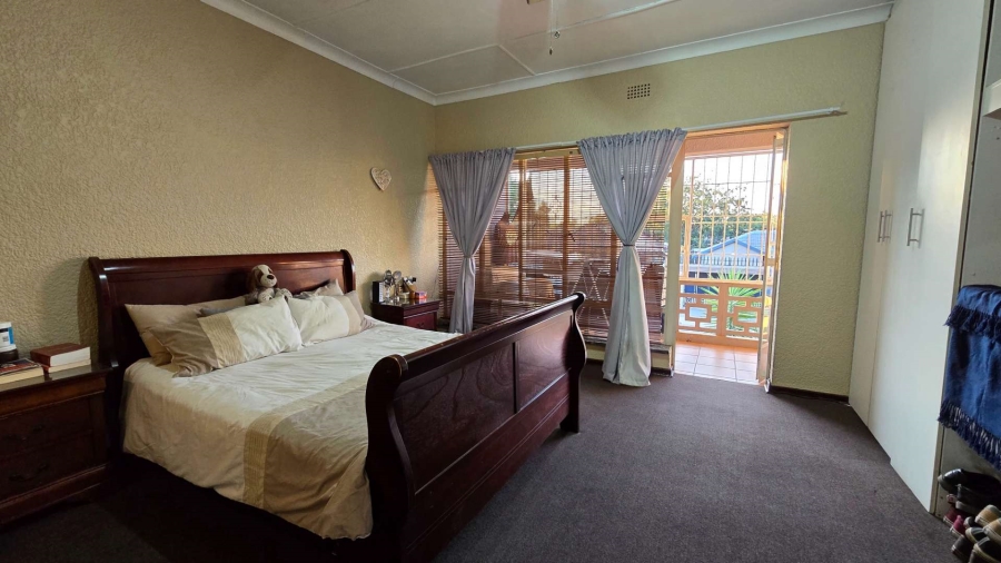 To Let 2 Bedroom Property for Rent in Randhart Gauteng
