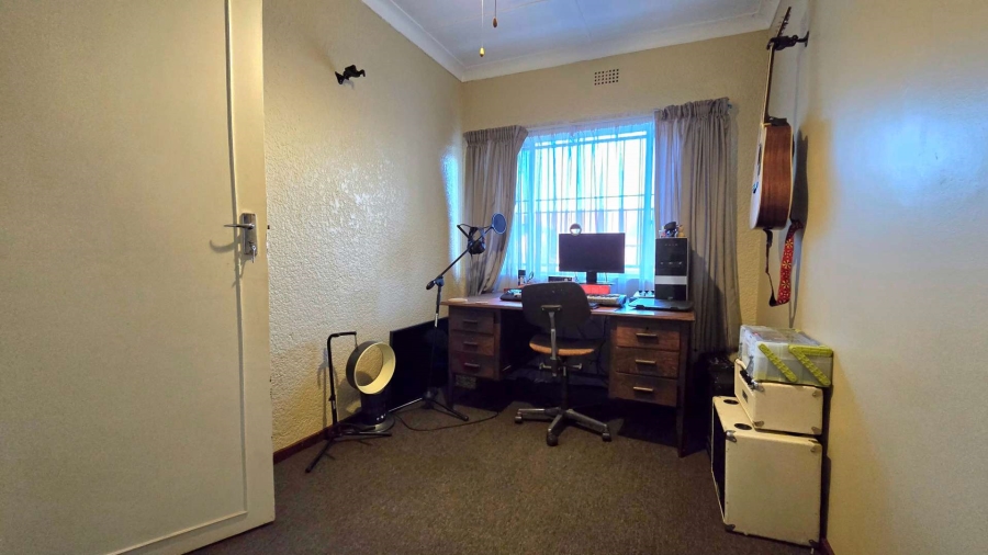 To Let 2 Bedroom Property for Rent in Randhart Gauteng