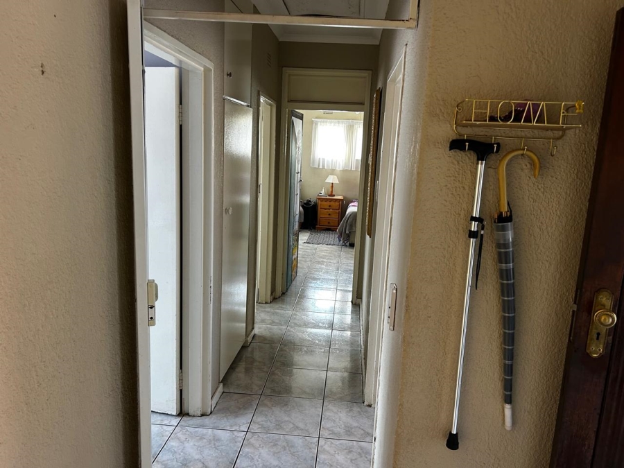 3 Bedroom Property for Sale in Brackendowns Gauteng
