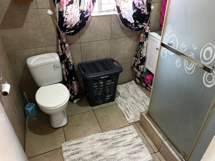 3 Bedroom Property for Sale in Brackendowns Gauteng