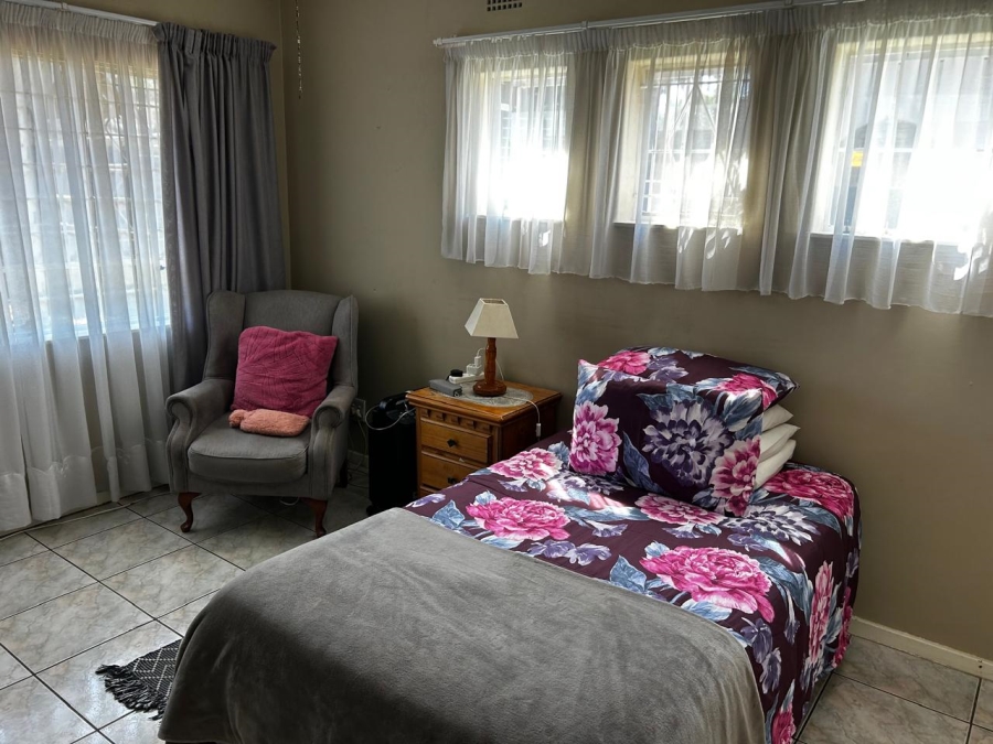 3 Bedroom Property for Sale in Brackendowns Gauteng