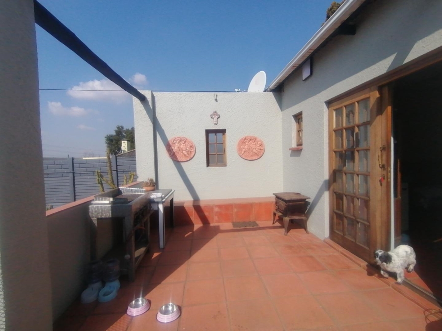 3 Bedroom Property for Sale in Verwoerdpark Gauteng