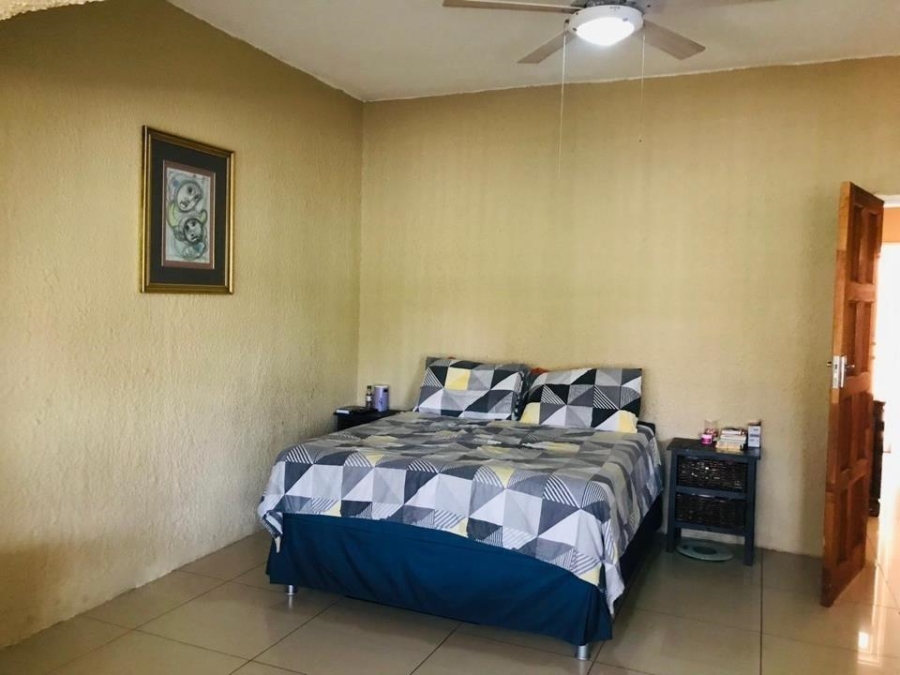 3 Bedroom Property for Sale in Roseacres Gauteng