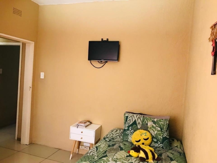 3 Bedroom Property for Sale in Roseacres Gauteng