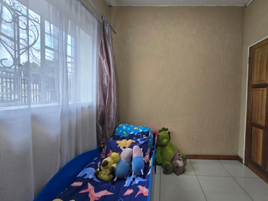 3 Bedroom Property for Sale in Roseacres Gauteng