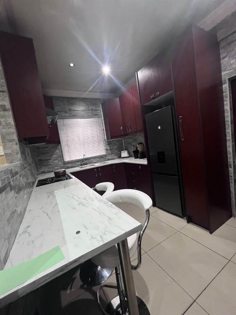 3 Bedroom Property for Sale in Roodekop Gauteng