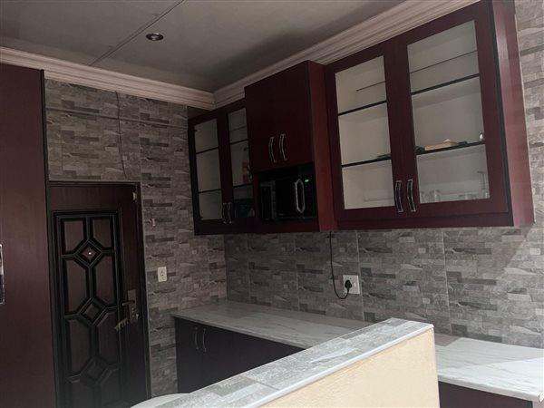 3 Bedroom Property for Sale in Roodekop Gauteng