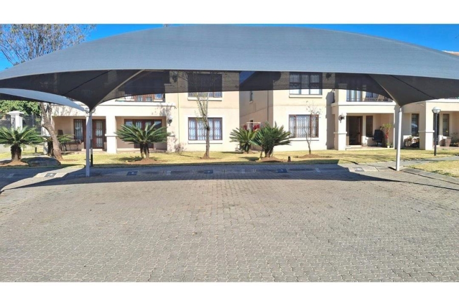 2 Bedroom Property for Sale in Meyersdal Gauteng