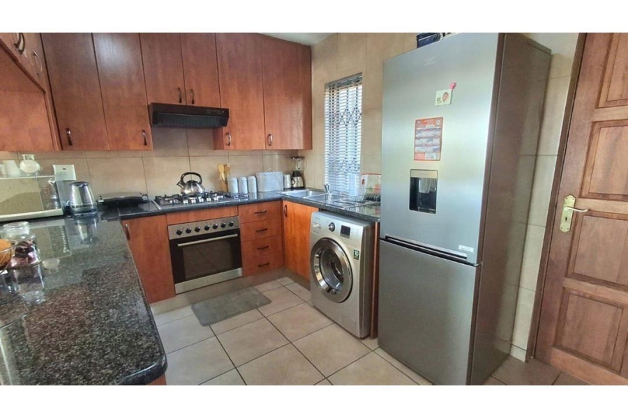2 Bedroom Property for Sale in Meyersdal Gauteng