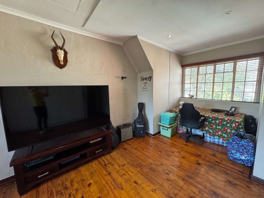 4 Bedroom Property for Sale in Brackendowns Gauteng