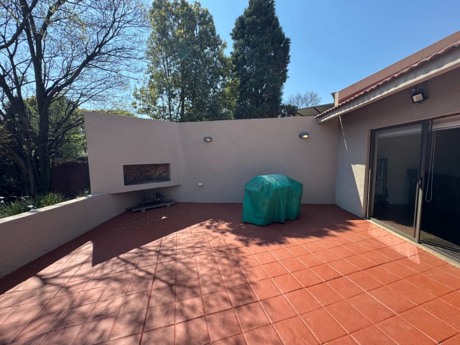4 Bedroom Property for Sale in Brackendowns Gauteng