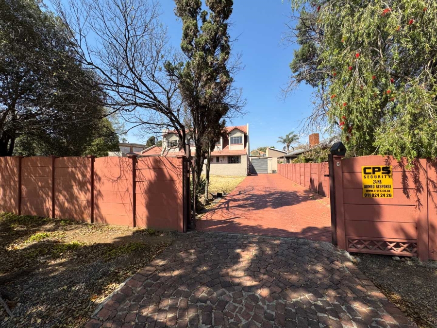 4 Bedroom Property for Sale in Brackendowns Gauteng